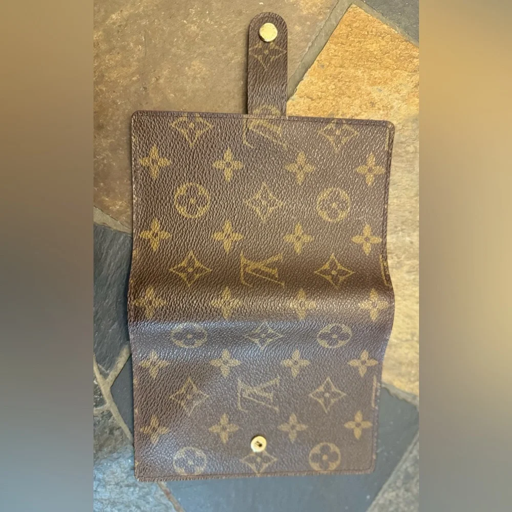 Authentic Louis Vuitton Agenda PM - Picture 2 of 9